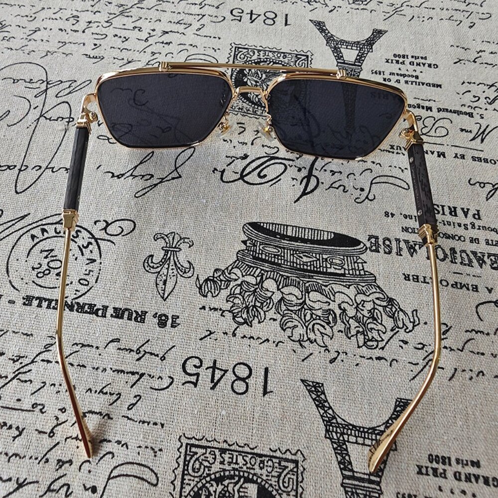 Cartier Geometric Frame Sunglasses - image 5